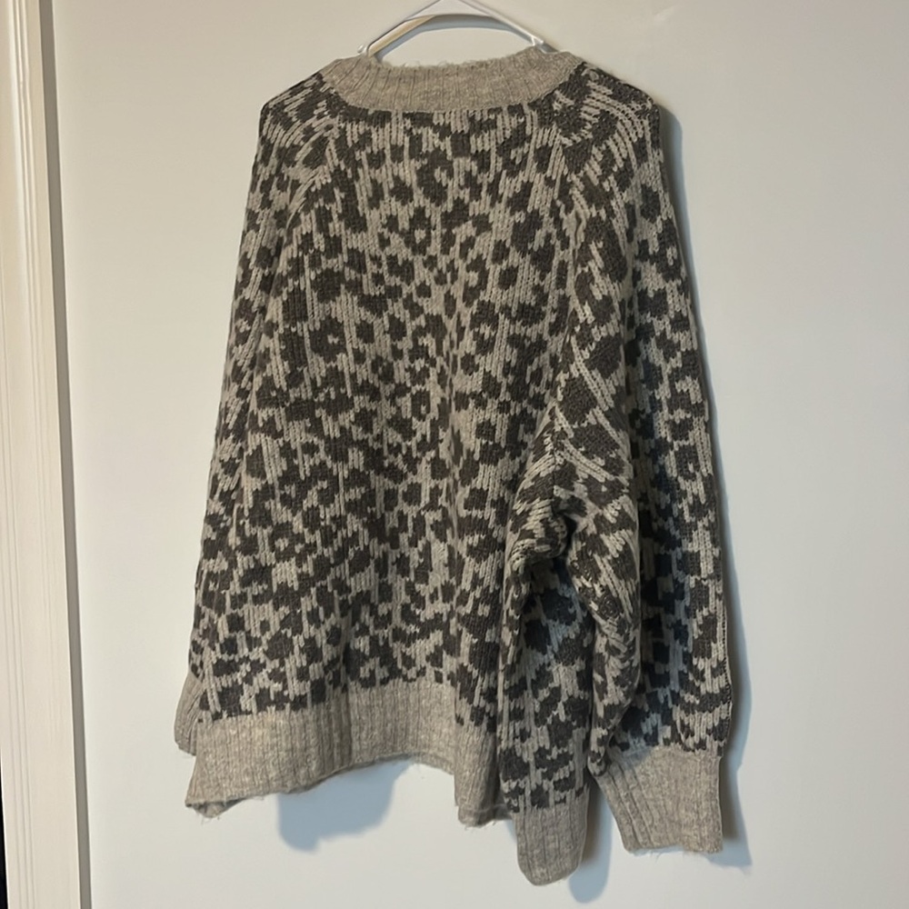 Old Navy Chunky Knit Gray Pattern Sweater, NWT - Picture 6 of 6